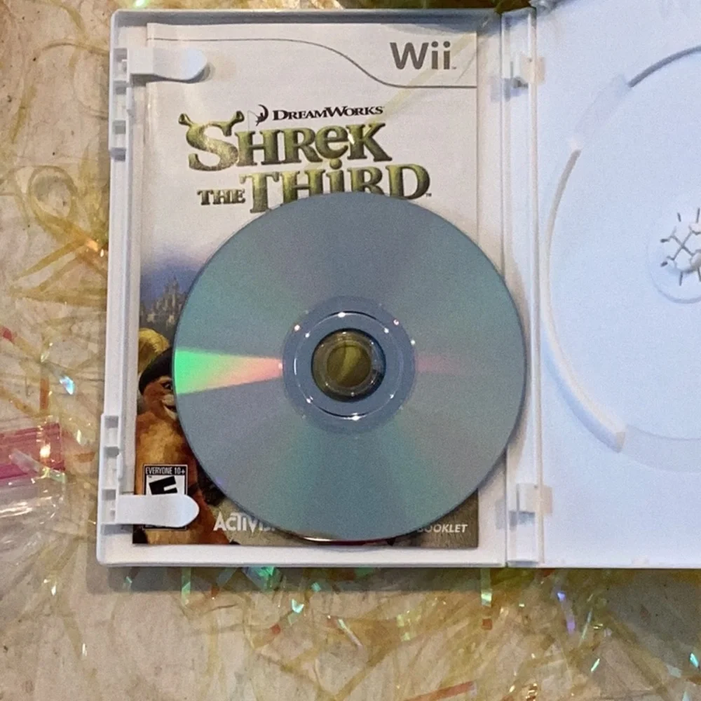Shrek The Third Nintendo Wii Game & Madagascar Escape 2 Africa & Wipeout Games